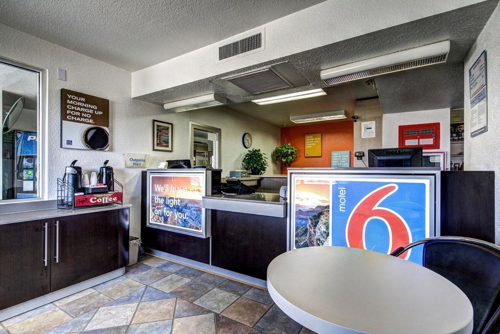 Motel 6 Wells Ngoại thất bức ảnh