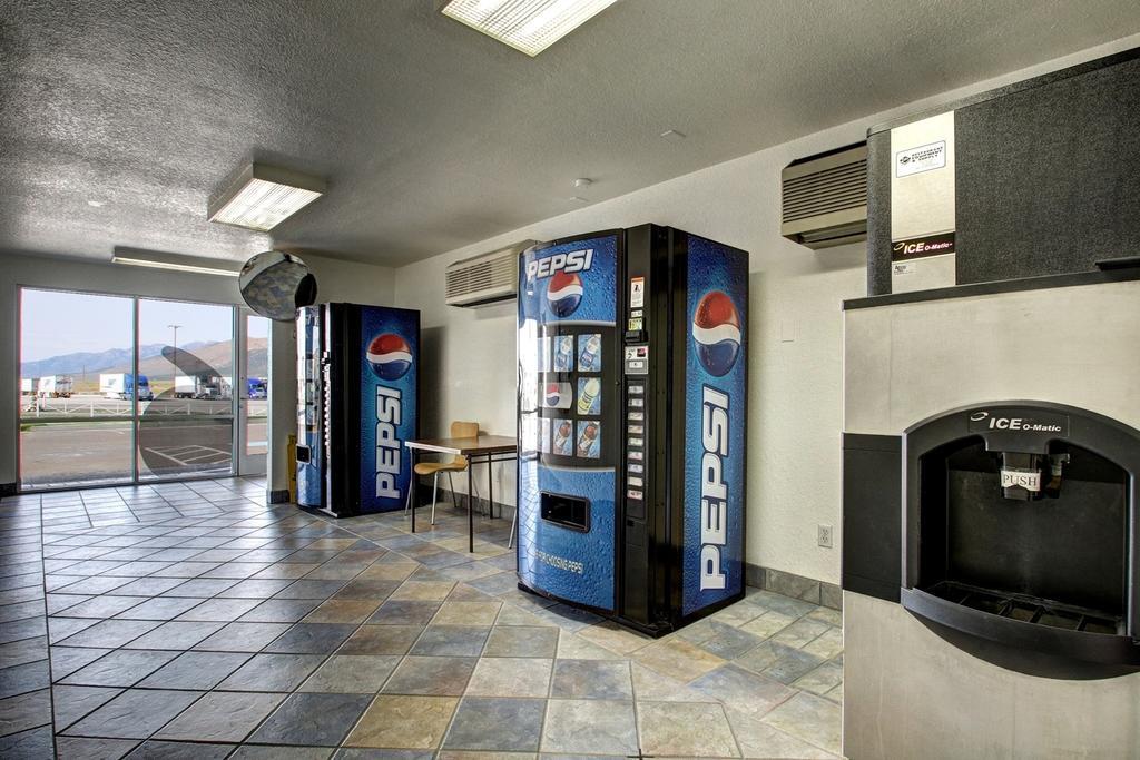 Motel 6 Wells Ngoại thất bức ảnh