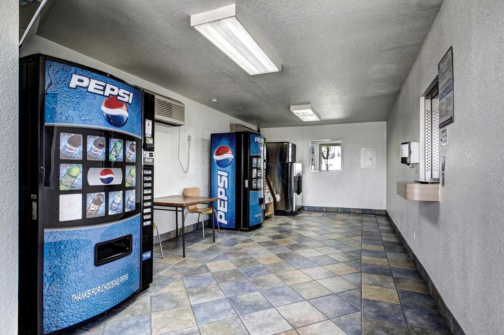 Motel 6 Wells Ngoại thất bức ảnh